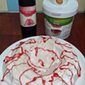 Pavlova com doce de morango e ananás 3.jpg